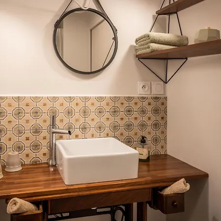 La Maison De Julia Oda ve Kahvaltı Albi