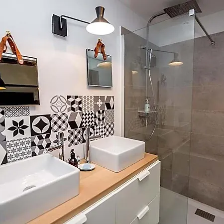 Bed & Breakfast La Maison De Julia 4*